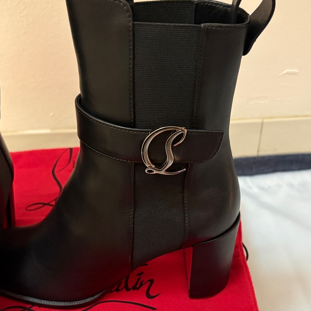 Christin Louboutin CL Chelsea Ankle Boots with Buckle Detail Size 36.5 BRAND NEW - Picture 3 of 10